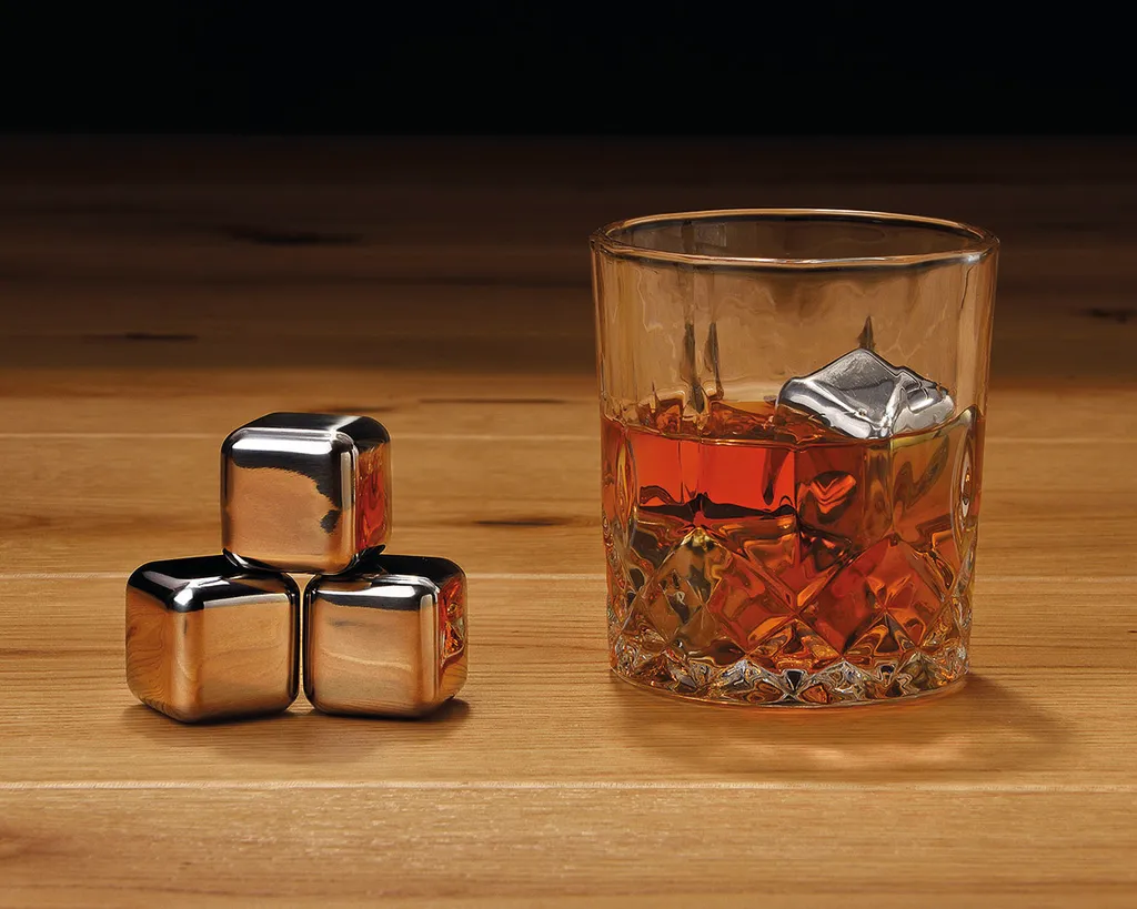 Whisky Geschenk-Set Mit 2 Gläsern, Eiswürfeln Aus Edelstahl, Zange, Samtbeutel In Einer Schönen Holzbox - Image 13